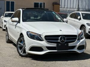 2017 Mercedes Benz C350e — photo 1