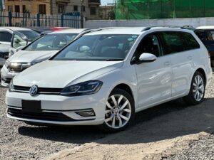2018 Volkswagen Golf Variant — photo 2