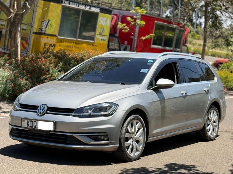 2017 Volkswagen Golf Variant TSI — photo 6