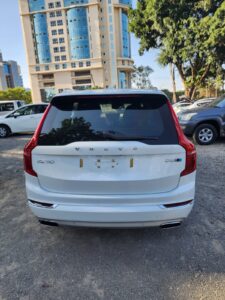 2017 Volvo XC90 D5 AWD Inscription — photo 3