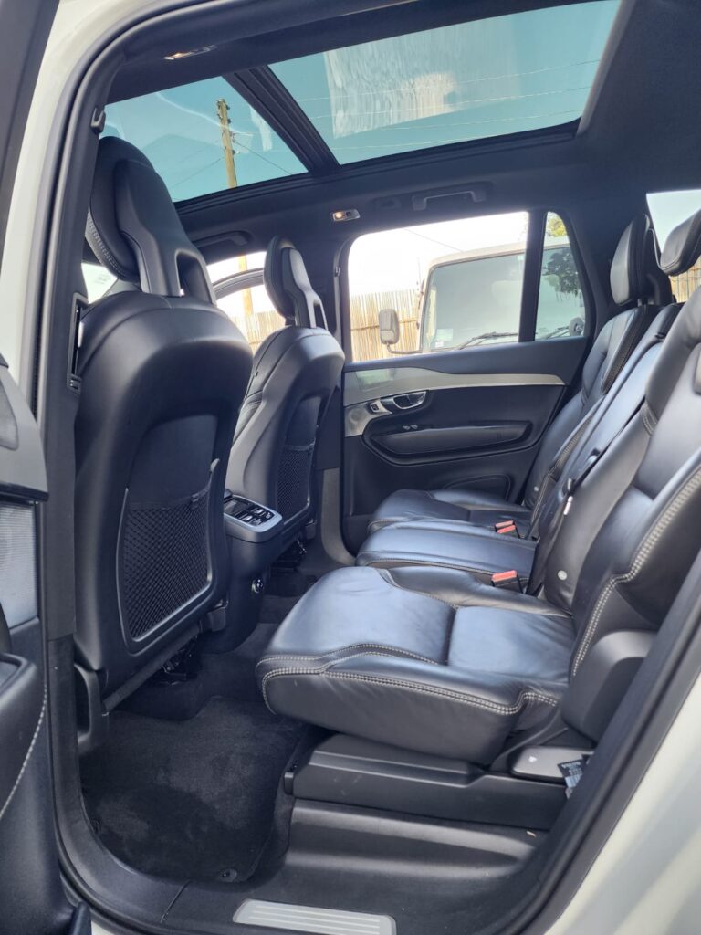 2017 Volvo XC90 D5 AWD Inscription — photo 9