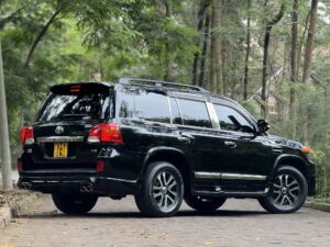 2013 Toyota Landcruiser ZX — photo 4
