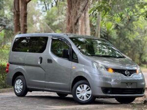 2019 Nissan NV200 — photo 1