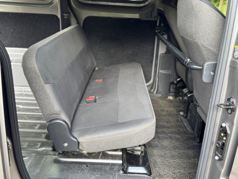 2019 Nissan NV200 — photo 7