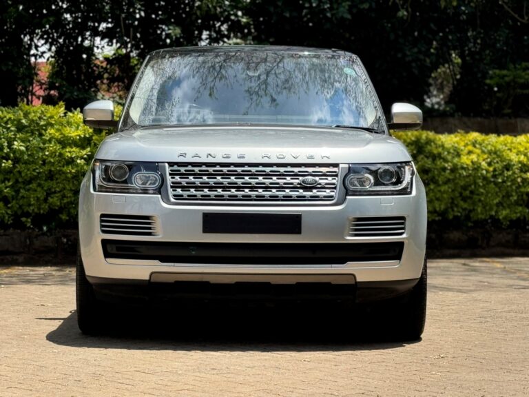 2016 Range Rover Vogue 3.0L — photo 2