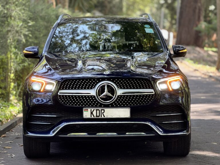 2021 Mercedes Benz GLE400D 4MATIC — photo 6
