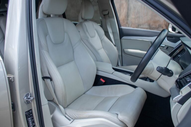 2017 Volvo XC90 T5 — photo 4