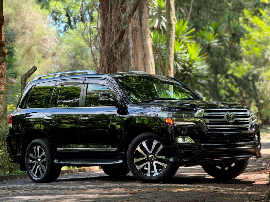 2017 Toyota Landcruiser ZX