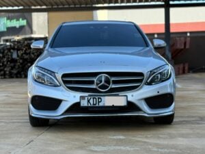 2016 Mercedes Benz C250 — photo 2
