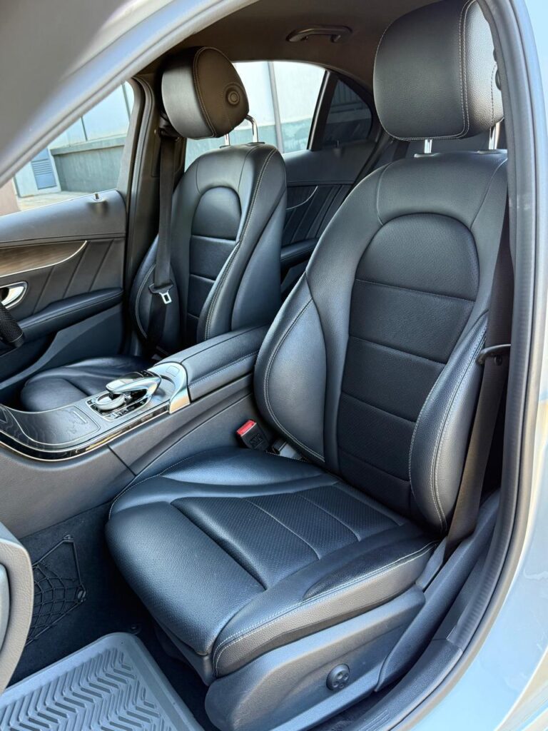 2016 Mercedes Benz C250 — photo 3