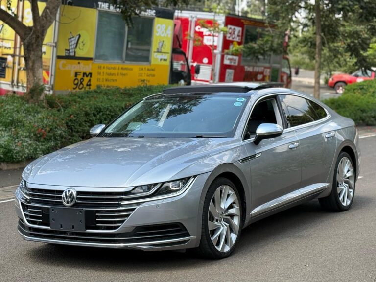 2019 Volkswagen Arteon R-Line — photo 6