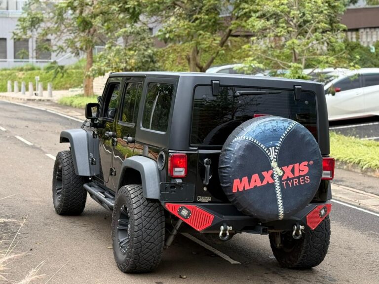 2016 Jeep Wrangler Sport Unlimited — photo 9