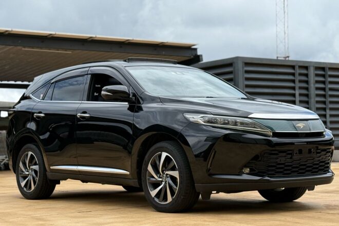 Toyota Harrier Turbo