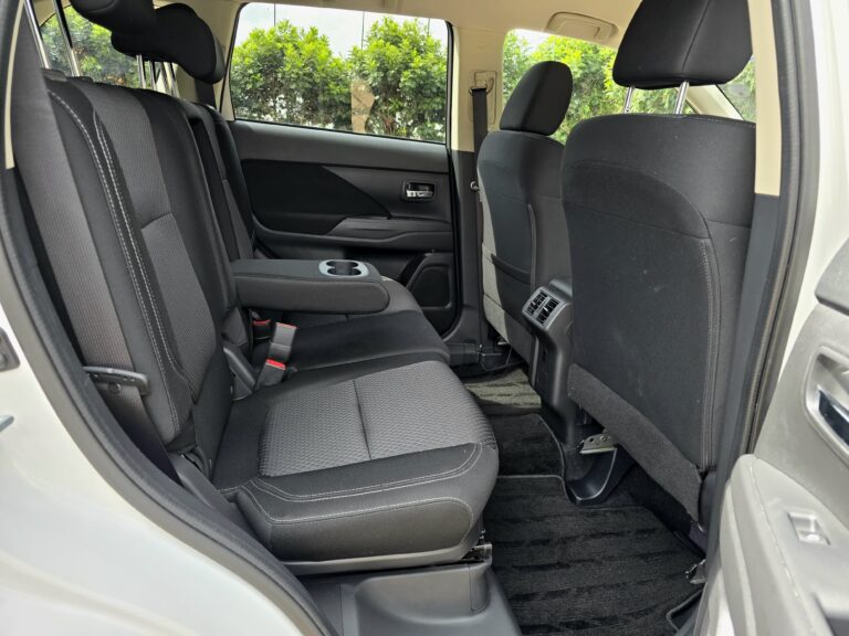 2018 Mitsubishi Outlander — photo 5