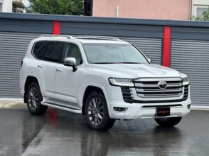 2024 Toyota Landcruiser 300 ZX