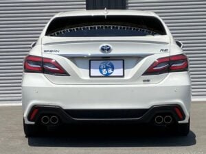 2020 Toyota Crown RS — photo 4