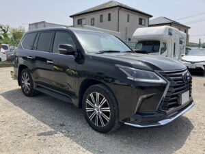 2020 Lexus LX570 — photo 1