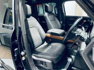 2023 Landrover Defender 110 — photo 2
