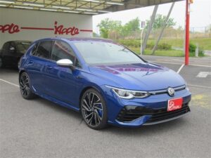 2022 Volkswagen Golf R Mk8 — photo 1