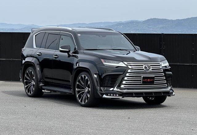 Lexus LX600 WALD Body