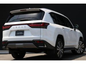 2023 Lexus LX 600 — photo 2