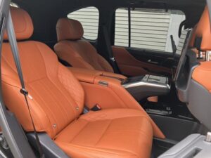 2023 Lexus LX600 Executive — photo 4