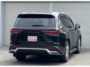 2023 Lexus LX600 Executive — photo 2