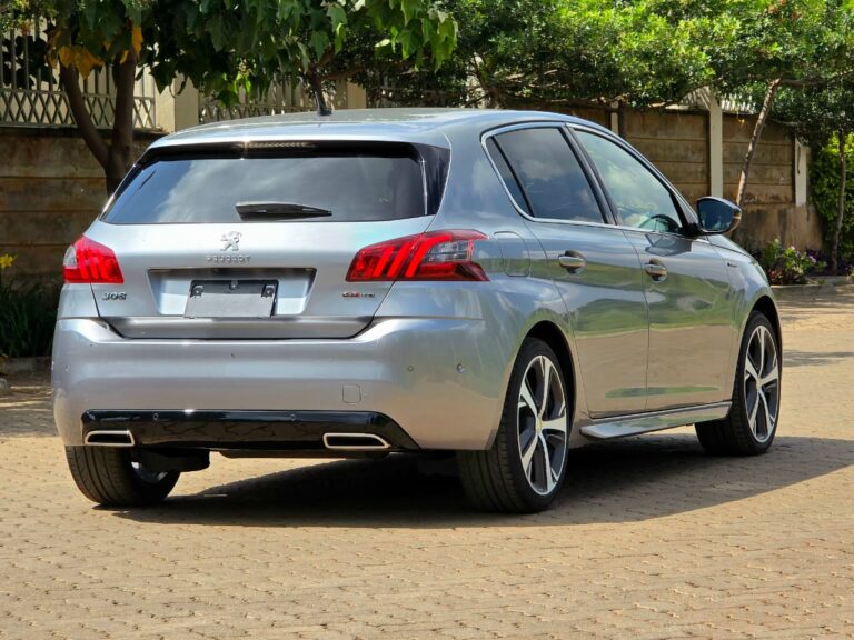 2018 Peugeot 308 GT Line — photo 5