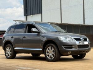 2008 Volkswagen Touareg TDI — photo 1