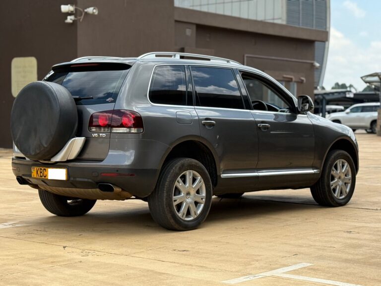 2008 Volkswagen Touareg TDI — photo 8