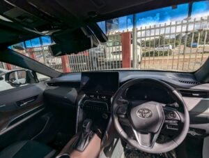 2022 Toyota Harrier — photo 3