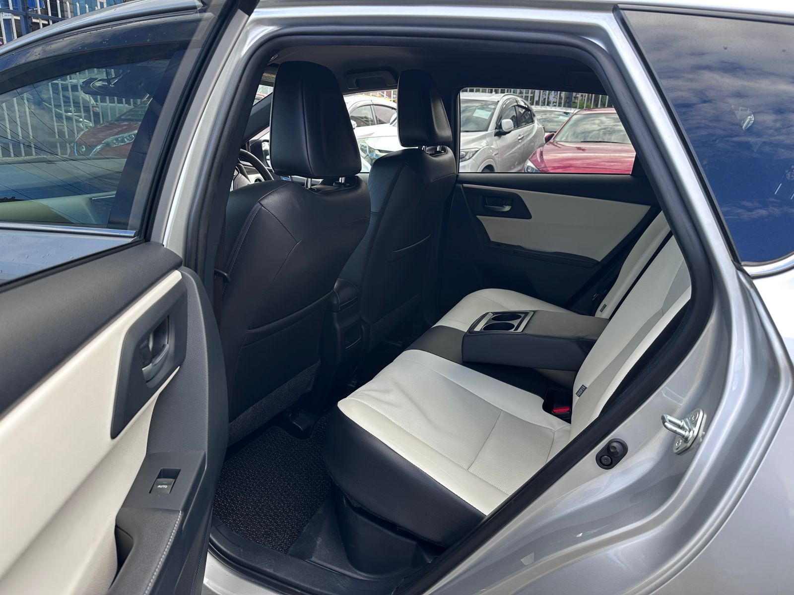 2018 Toyota Auris Hybrid Price In Kenya Cars For Sale