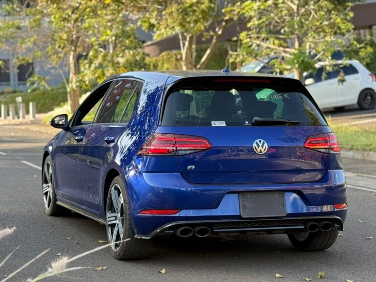 2017 Volkswagen Golf R Mk7.5 — photo 7