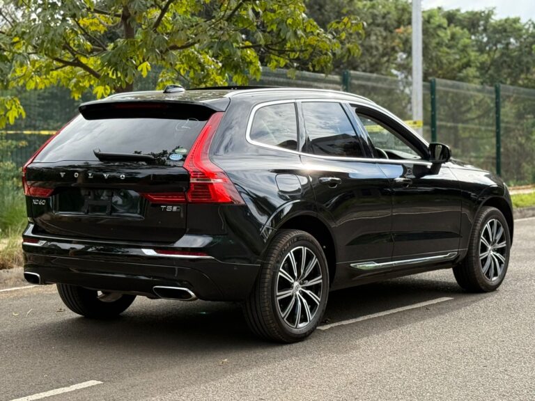 2019 Volvo XC60 T5 Inscription — photo 9