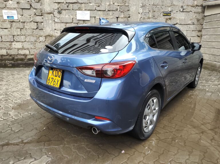 2016 Mazda Axela Petrol — photo 7