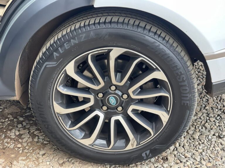 2014 Range Rover Vogue Petrol — photo 8