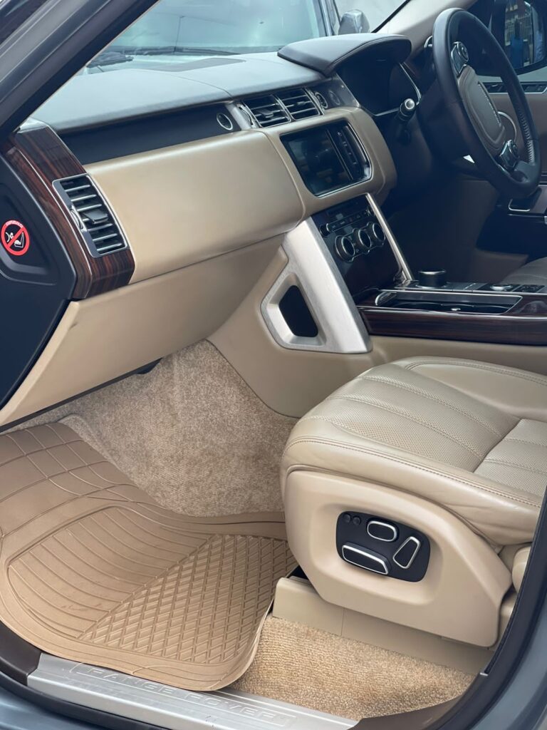 2014 Range Rover Vogue Petrol — photo 9