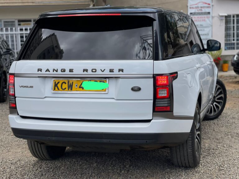 2014 Range Rover Vogue Petrol — photo 2