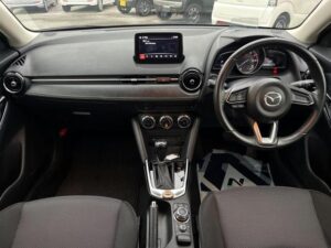 2018 Mazda Demio 13S — photo 2