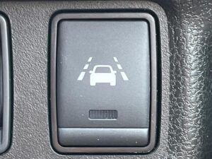 2019 Nissan Note X — photo 4