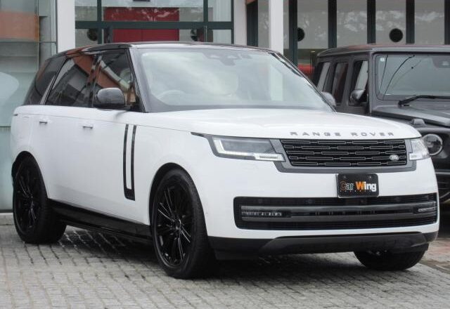 2024 Range Rover Vogue D300