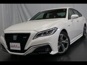 2018 Toyota Crown RS Advance — photo 2