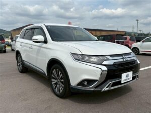 2019 Mitsubishi Outlander — photo 1