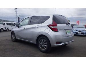 2020 Nissan Note 4WD e-Power — photo 3