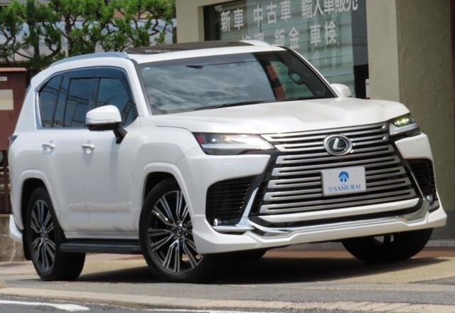 Lexus LX600 2024