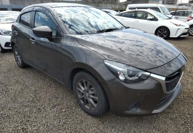 Mazda Demio 13S Petrol