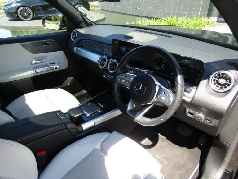 2023 Mercedes-Benz EQB 350 4Matic — photo 9