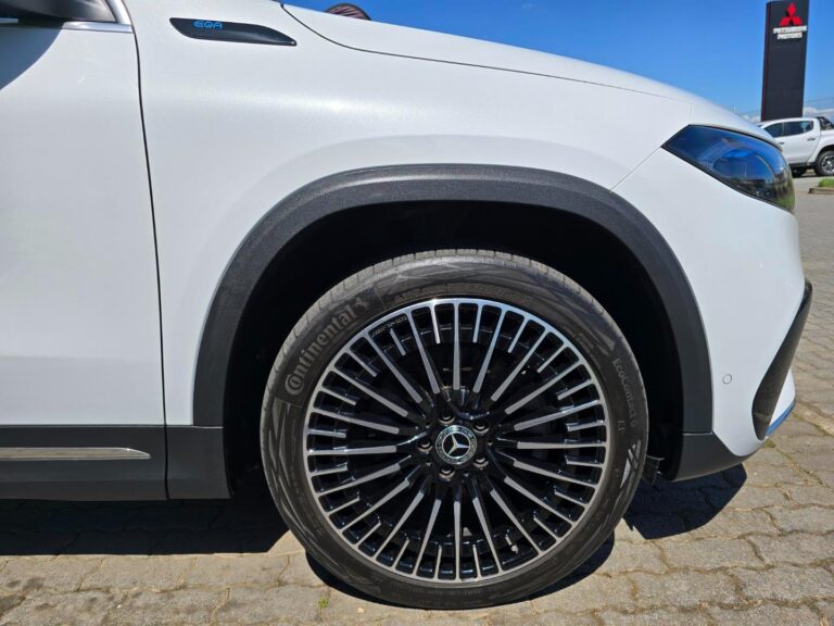 2022 Mercedes-Benz EQA 250 AMG Line — photo 9