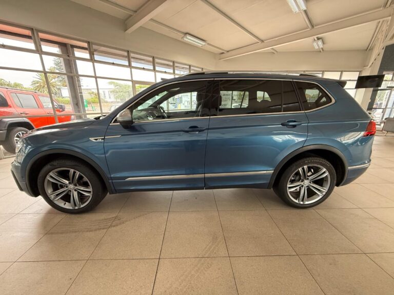 2021 Volkswagen Tiguan Allspace — photo 5