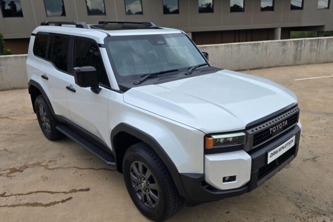 2025 Toyota Prado VX